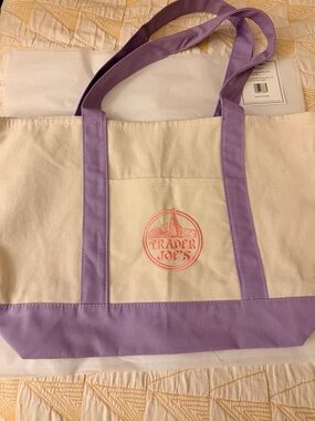Trader Joe’s | canvas tote